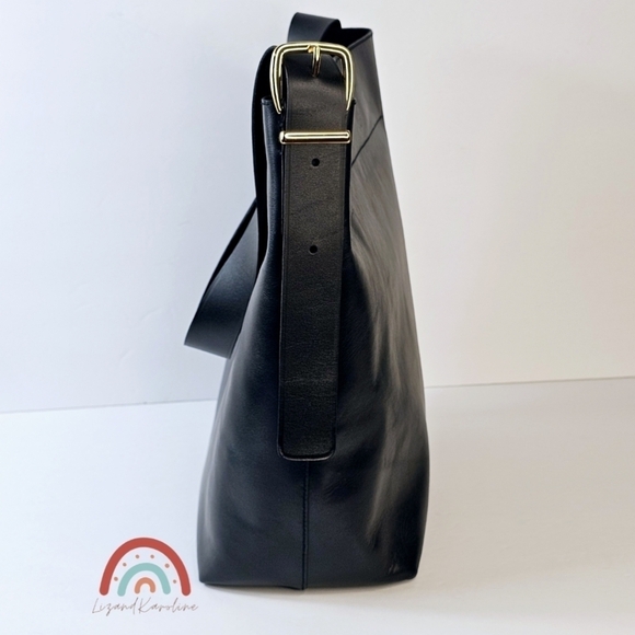 New! Madewell The Essential Bucket Tote in True Black Leather - Picture 9 of 16